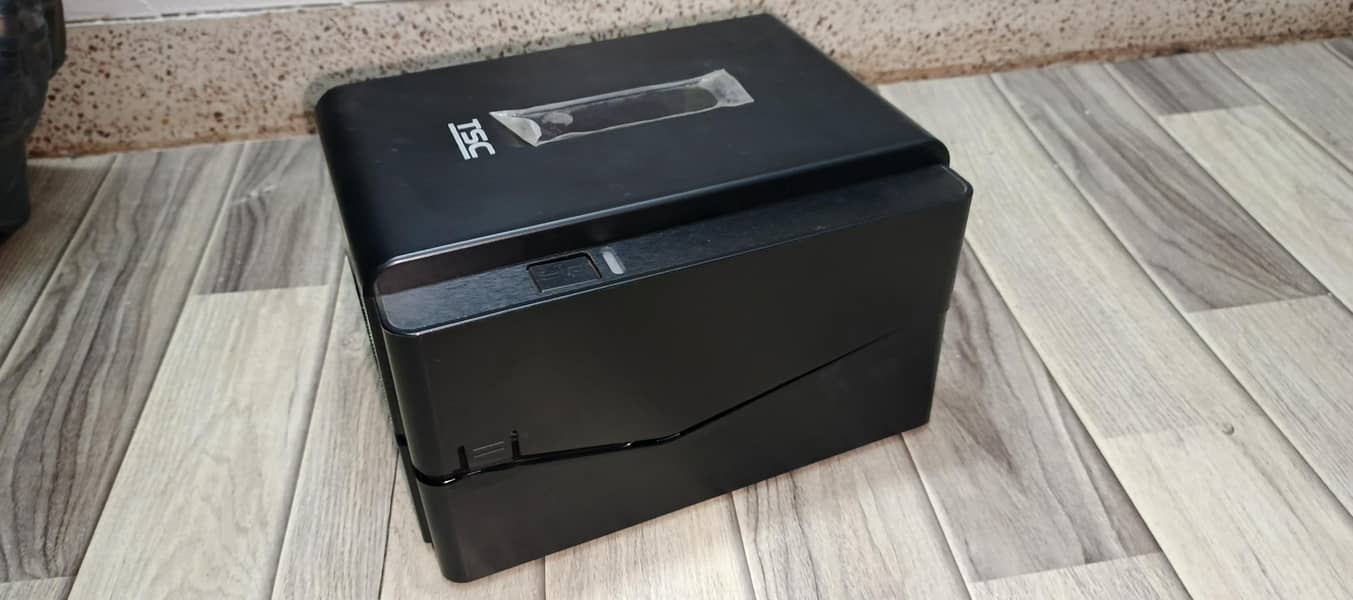 TSC BAR CODE PRINTER | NEW | TE200 model 5