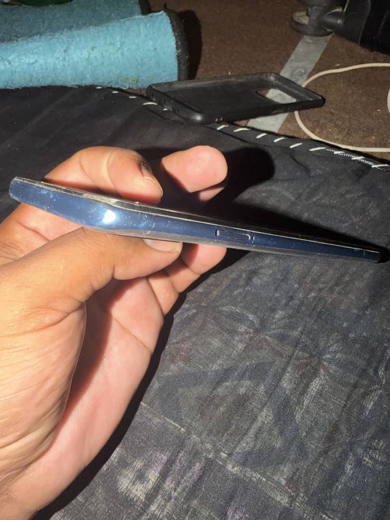 Techno camon 16 8/128 1