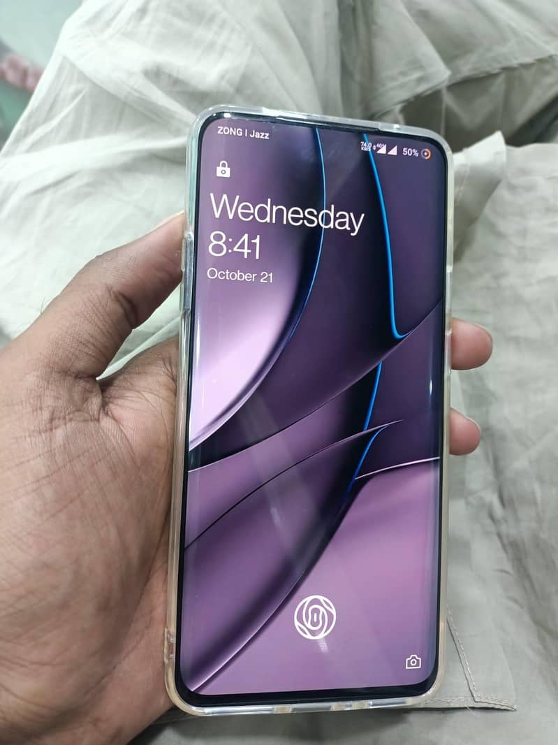 One Plus 7 Pro 4