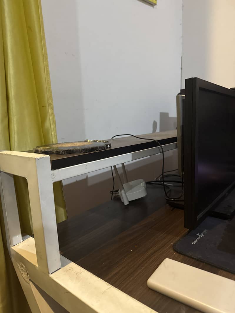 Gaming pc table Z table 1