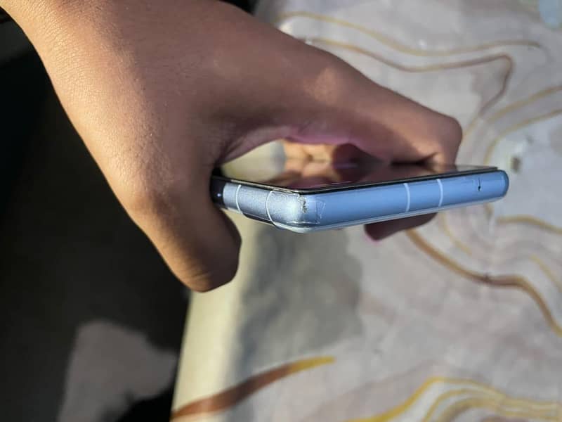 Google Pixel 7a 3