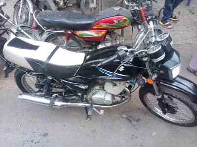Suzuki gs 150 cc model 2016 0///3///3//9///4///0///8//0//8///8//8//