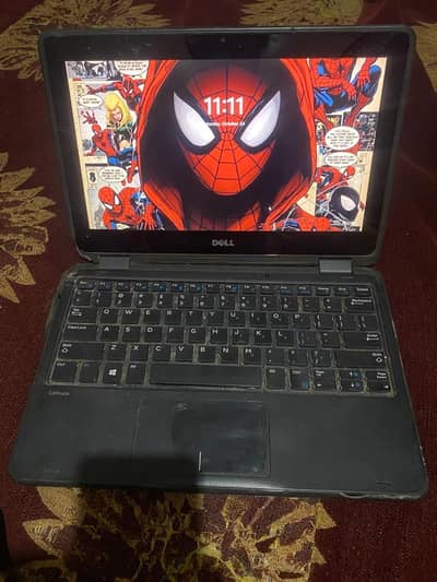 Dell latitude 3189 8 GB ram 128 GB SSD