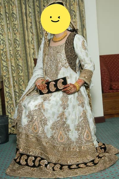 Bridal by Faraz Manan (Original) in Off White/Beige Classic