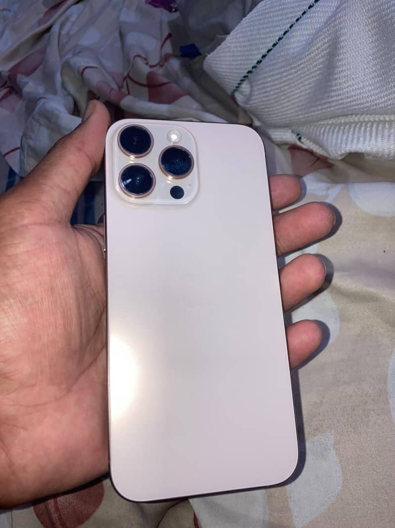 iphone 16 pro max jv 0