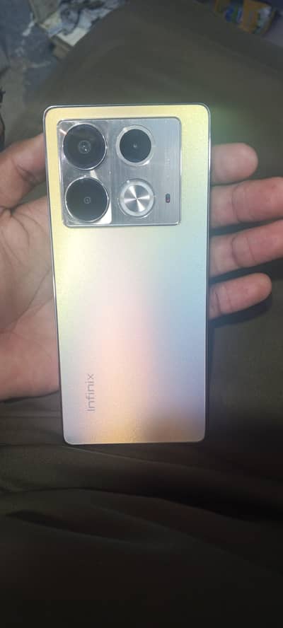 Infinix Note 40