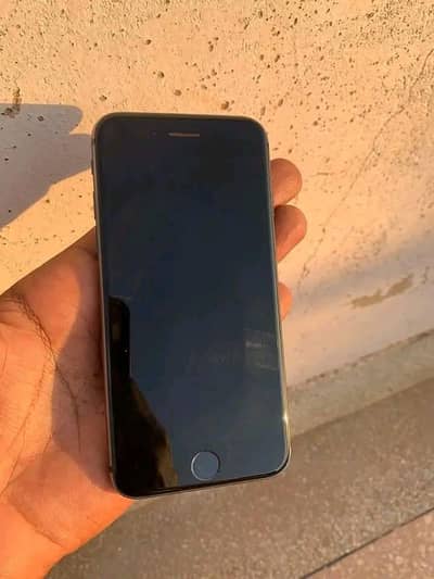 Apple iPhone 7