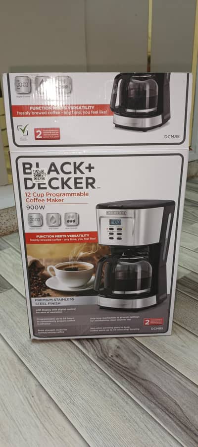BLACK+DECKER 12 CUP PROGRAMMABLE COFFEE MAKER | 900W