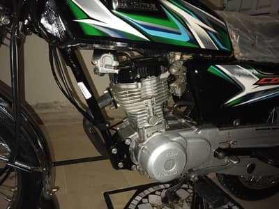 Honda CG 125 2023 model like a new brand bike chamber sale documents