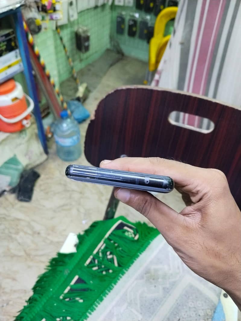 Google Pixel 6a 3