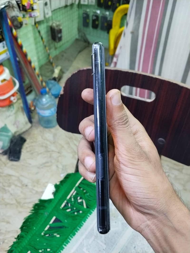 Google Pixel 6a 4