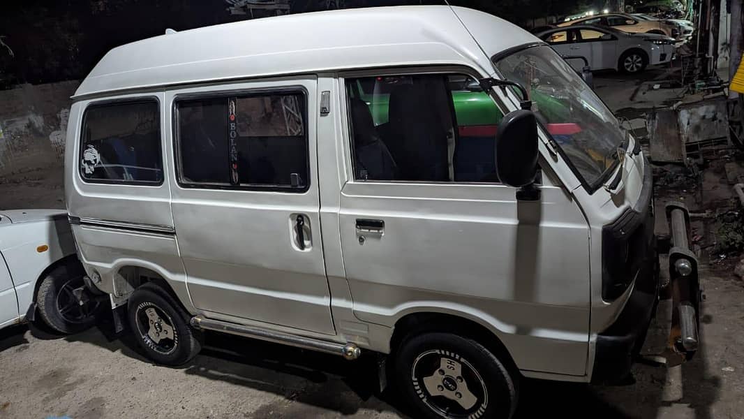 Suzuki Bolan 2011 4