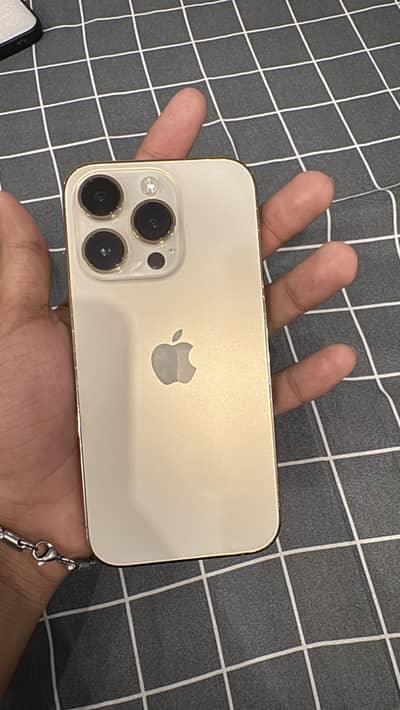Apple iPhone 14 Pro