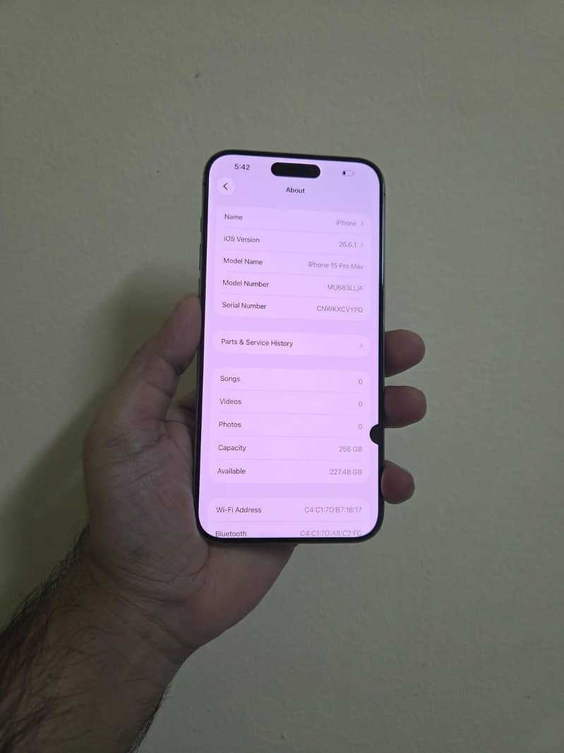 Apple iPhone 15 Pro Max 3