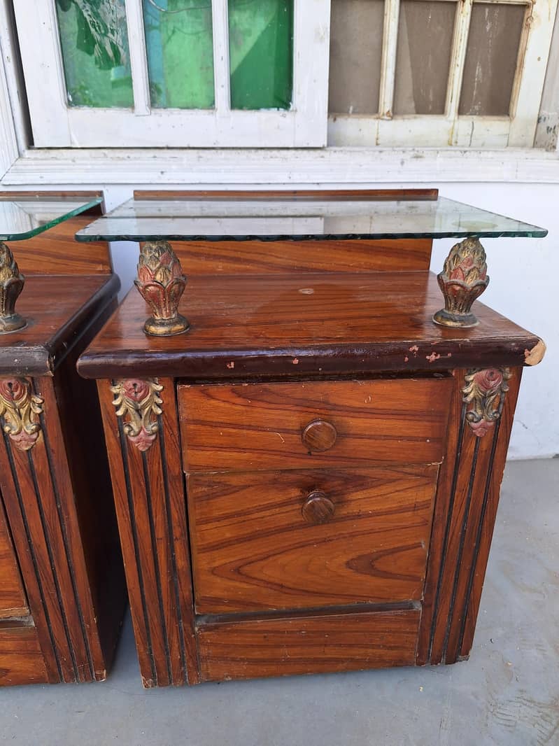 bed side tables 2