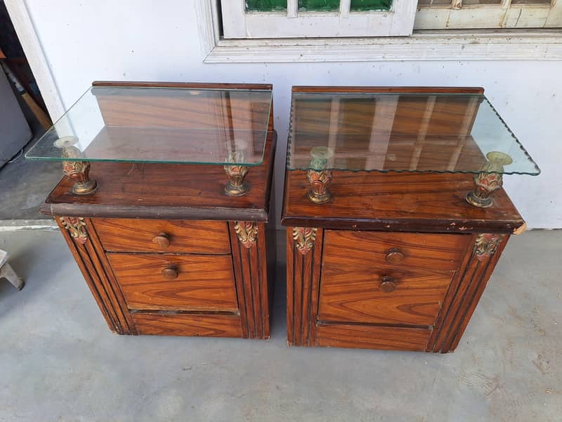 bed side tables 5