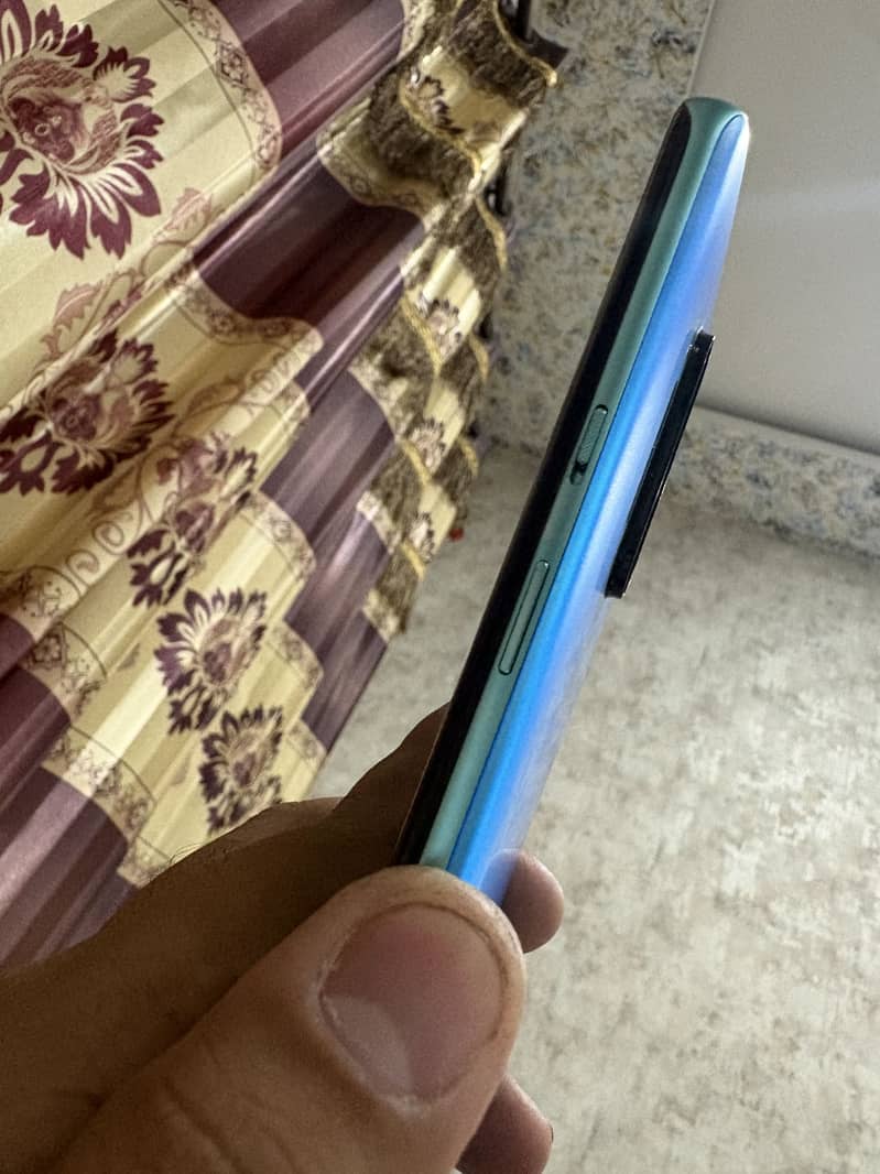 One plus 8pro 4