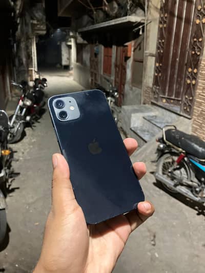 iPhone 12