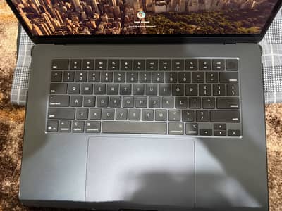 MacBook Air 15-inch M4 (2025) | 24GB RAM | 2TB SSD