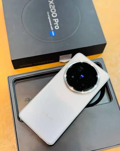 Vivo x200 Pro 16/512