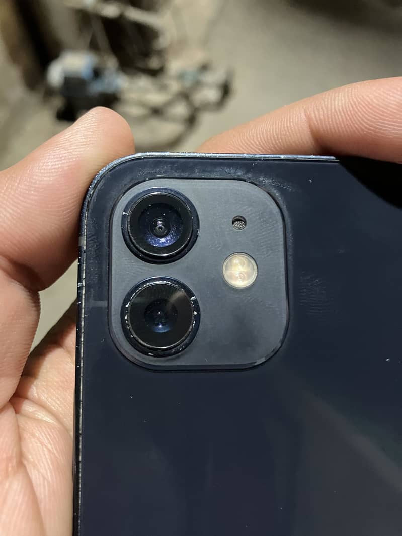 Apple iPhone 12 2
