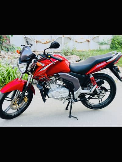Suzuki Gsx 125 2026 brand new condition 10/10 low mileage