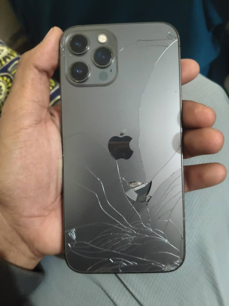 Apple iPhone 12 Pro Max 3