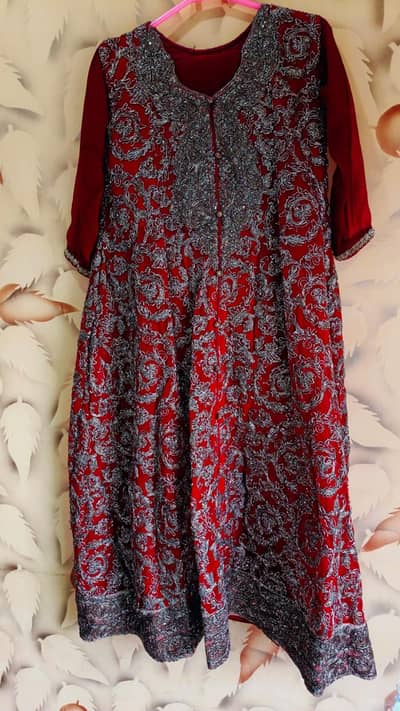 Fancy see suit to sale out