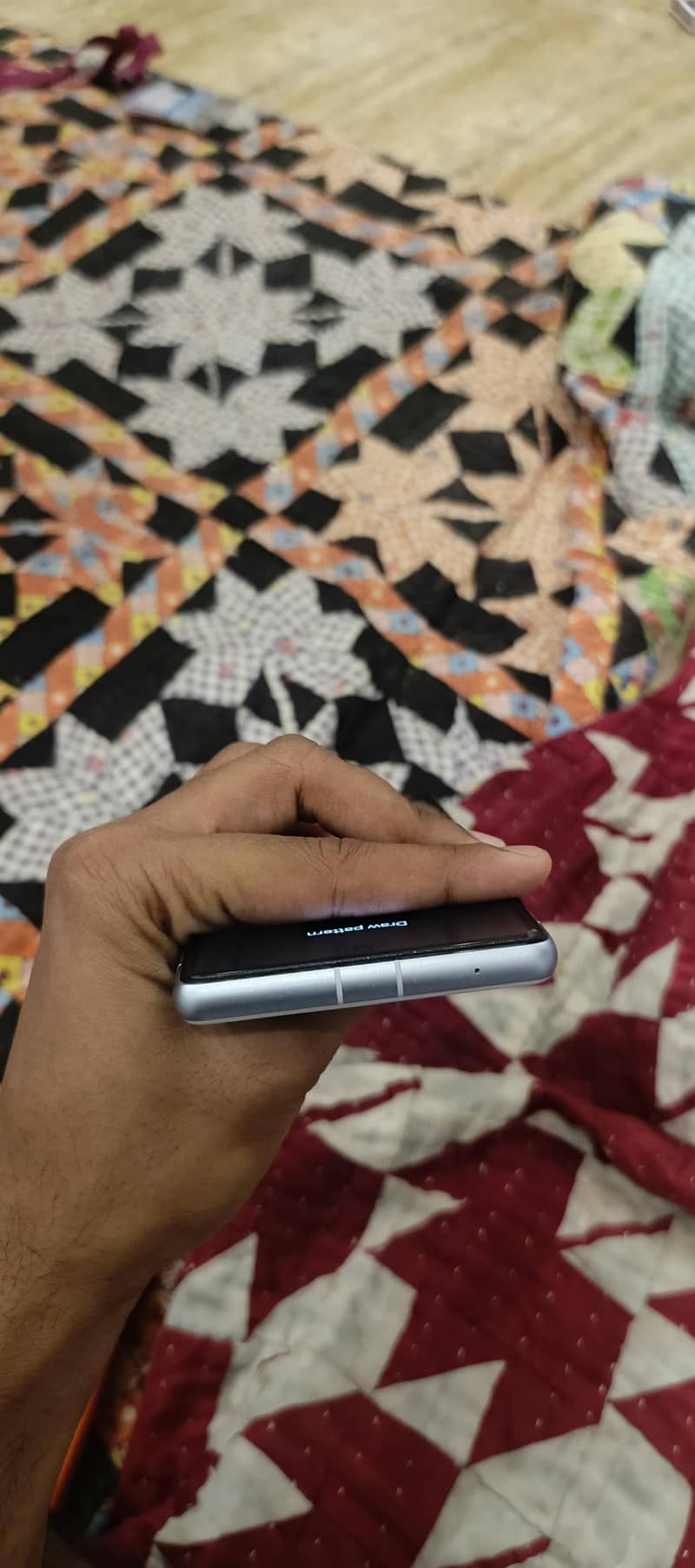 Google Pixel 7a 2