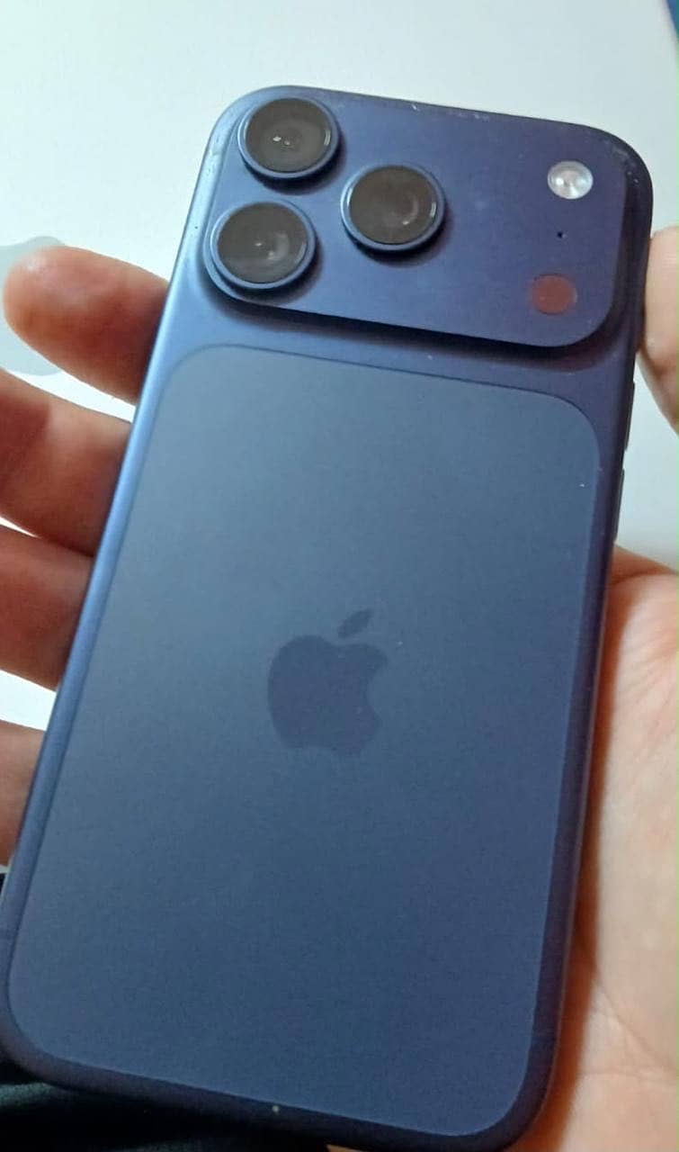 Apple iPhone 17 Pro 6
