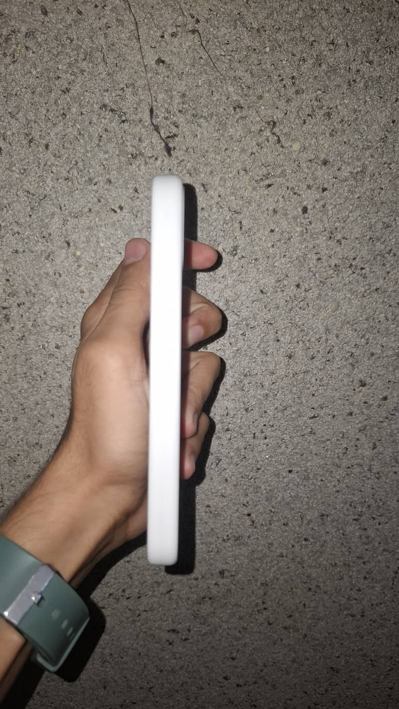 Apple iPhone 12 1