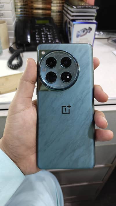 One Plus 12 512gb pta approved with box