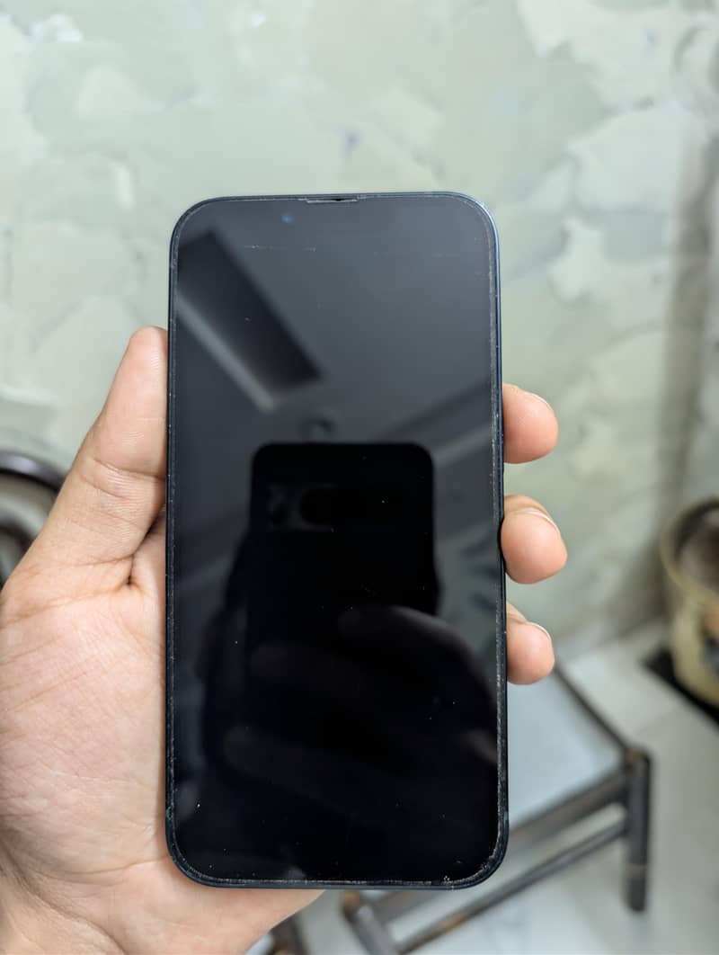 Apple iPhone 13 1