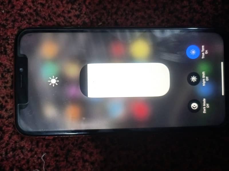 Apple iPhone XR 1