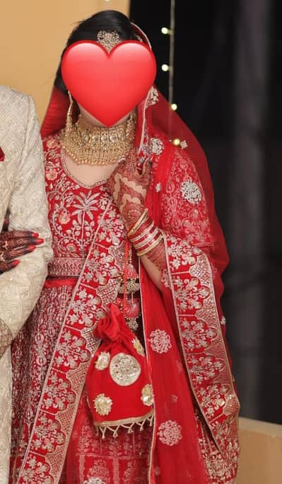 Only 2 Hours used Bridal indian lehnga