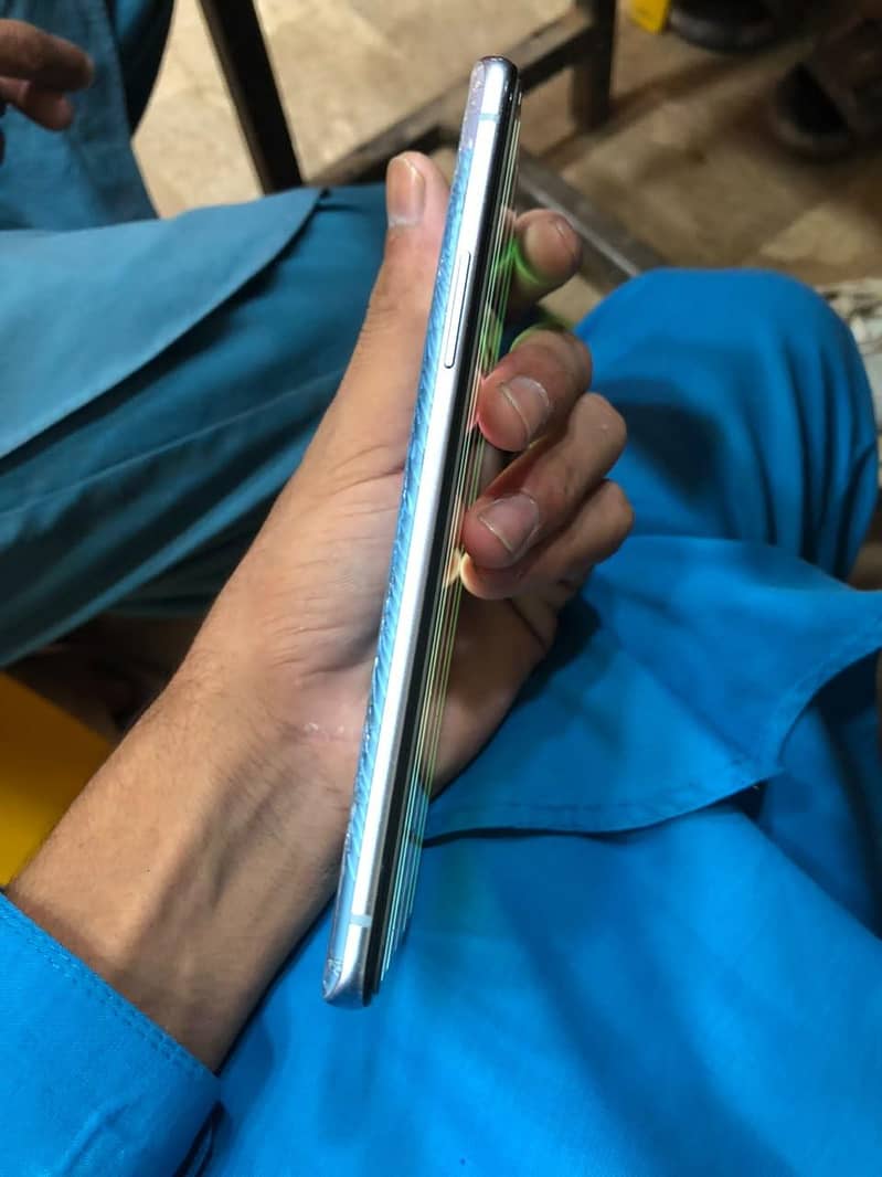 One Plus 9r 4