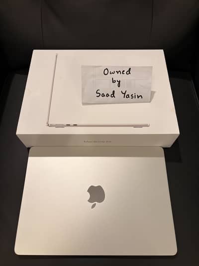 MacBook Air M4 2025 Brand New Condition