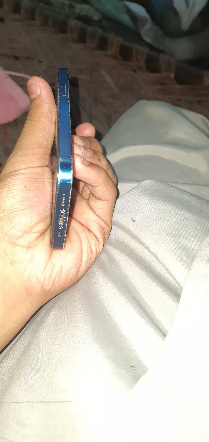 Apple iPhone 12 mini 4