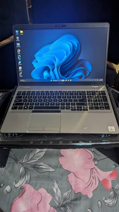 Dell 5510 - i5 10th Gen - 8 GB Ram - 128 M2