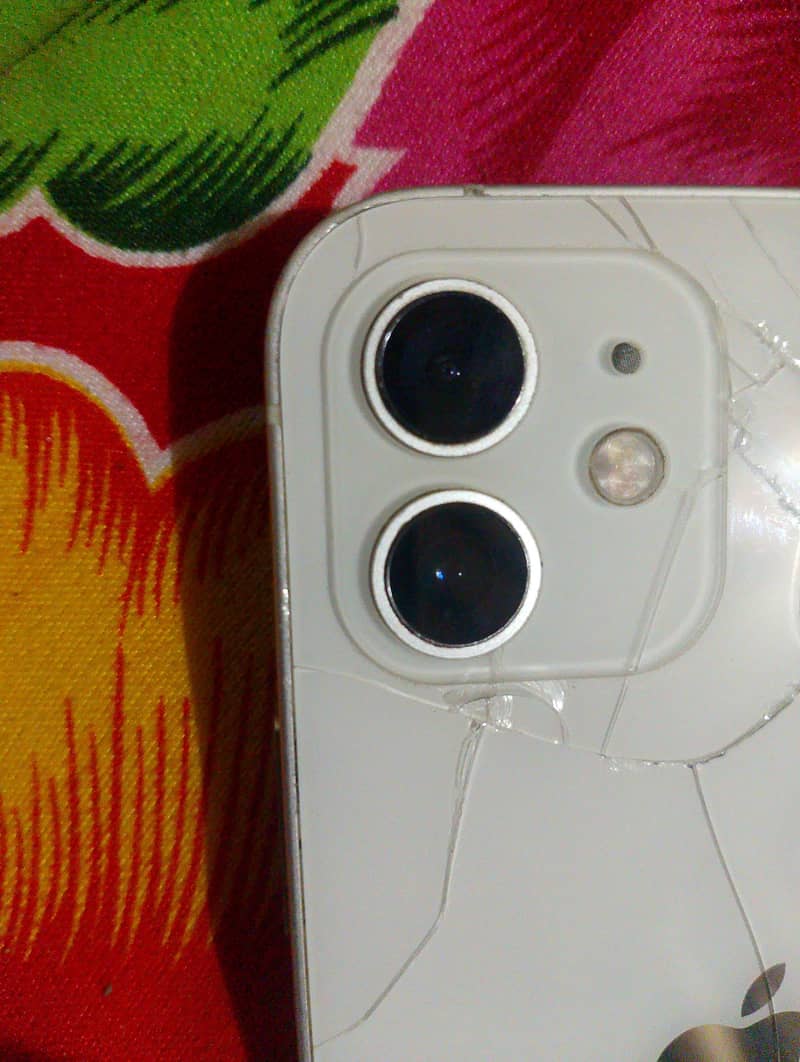 Apple iPhone 12 10