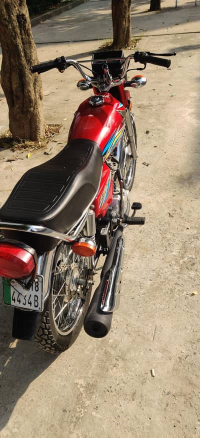 Total Jenuine Honda 125 low milage