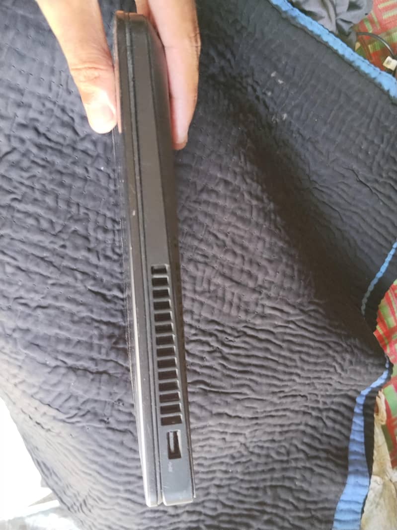 Dell Latitude E5470 2