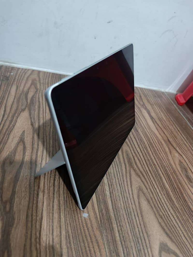 Microsoft surface Go 2 (4/64) 5