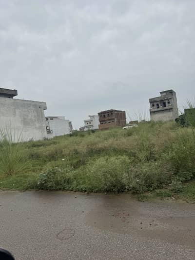 25x50 Plot For Sale In G15/3
