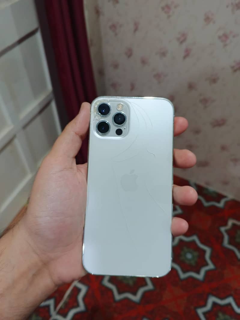 Apple iPhone 12 Pro 1