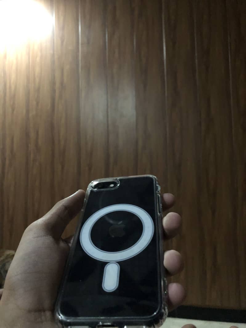 Apple iPhone SE 0