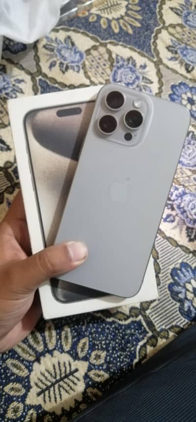 Apple iPhone 15 Pro Max