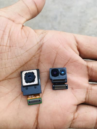 Samsung S8 Cameras front and back