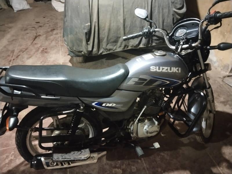 SUZUKI 110 0