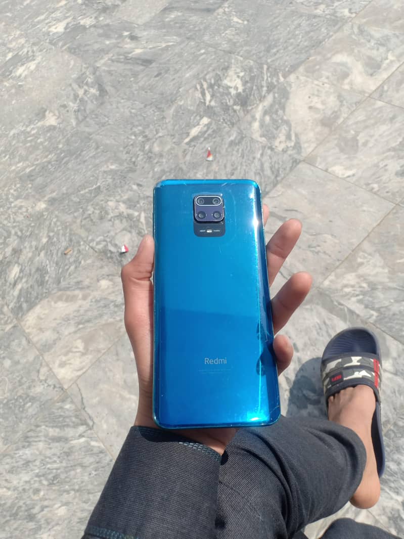 Xiaomi Redmi Note 9S 1